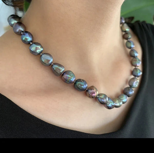 Baroque two-faced black freshwater pearl necklace